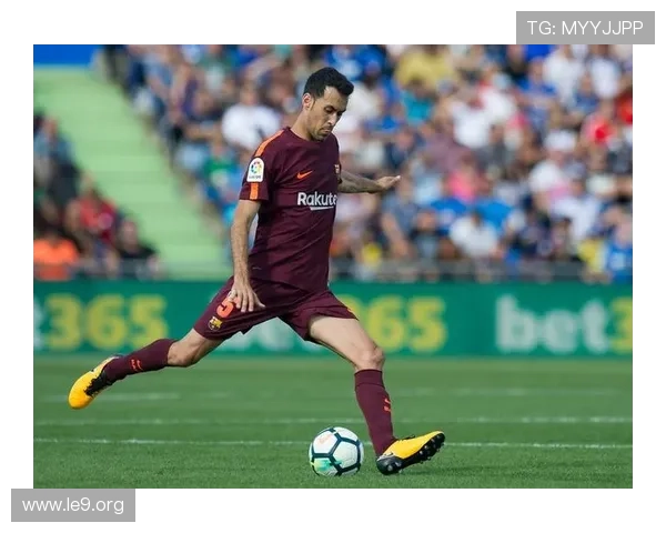 永利足球如何提升你的足球技巧与战术水平，专业指导助你成为场上明星